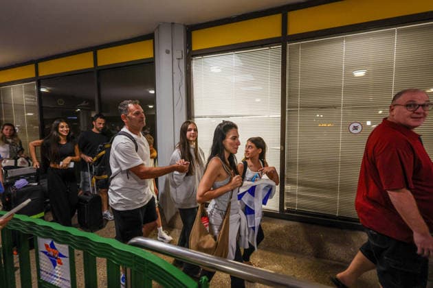 Flydubai passengers arrive in Tel Aviv TEL AVIV, ISRAEL - SEPTEMBER 30: Passengers are welcomed by their relatives at Ben Gurion Airport amid heightened security measures by Israeli forces in Tel Aviv, Israel, on September 30, 2026. A Flydubai aircraft carrying 174 passengers lands at the airport after making an emergency landing at Prince Sultan bin Abdulaziz International Airport in Tabuk, Saudi Arabia. Nir Keidar Anadolu Tel Aviv Israel. Editorial use only. Please get in touch for any other usage.  Copyright: x2026xAnadoluxNirxKeidarx