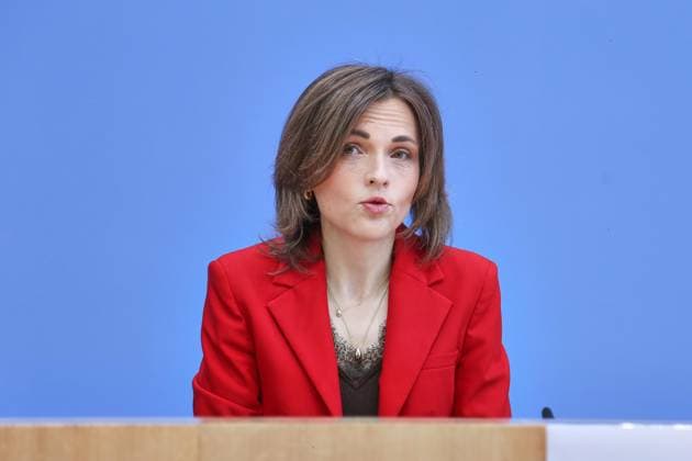 Berlin, Germany, September 30, 2026 Federal Press Conference Report by the Federal Government Commissioner for Eastern Germany Minister of State Elisabeth Kaiser, Member of the Bundestag (MdB), SPD, Federal Government Commissioner for Eastern Germany Copyright: xdtsxNachrichtenagenturx dts_136872