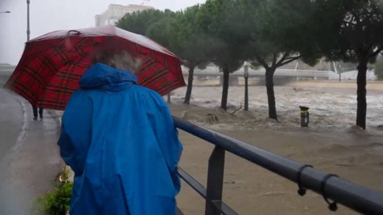 Flooding in Montpellier Caused by The Mediterranean Weather System - France The River Lez is in flood and is inundating the streets of Montpellier, France, on 30 September 2026. The Gard and Hérault departments are on red alert for rain and flooding due to the first Cévenol weather event of the autumn, which is already proving very intense. Significant rainfall totals have already been recorded, with over 200 mm in some places. Photo by CLPRESS ABACAPRESS.COM Montpellier France  Copyright: xCLPRESS ABACAx