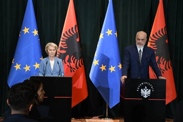 European Commission President Ursula von der Leyen in Tirana TIRANA, ALBANIA - SEPTEMBER 30: European Commission President Ursula von der Leyen (L) and Albanian Prime Minister Edi Rama (R) hold a joint press conference during von der Leyen s visit to Tirana as part of her Western Balkans tour in Tirana, Albania, on September 30, 2026. Olsi Shehu Anadolu Tirana Albania. Editorial use only. Please get in touch for any other usage.  Copyright: x2026xAnadoluxOlsixShehux