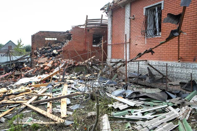 A building lies in ruins after a Russian bombardment in Dnipro, Ukraine, September 30, 2026. On Wednesday morning, the Russian army attacked the city, killing a 33-year-old man who worked as a security guard at a local enterprise. (Photo by Mykola Miakshykov Ukrinform) Russian army attack Dnipro, killing man  Copyright: xMykolaxMiakshykovx