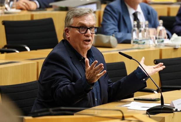 Thuringian State Parliament Justice Committee, September 30, 2026, Erfurt, Thuringian State Parliament, Justice Committee, Oral Hearing on the Motion by the Die Linke Parliamentary Group to Initiate Proceedings to Ban the AfD; Pictured: Hape Kerkeling, Who Is Scheduled to Testify