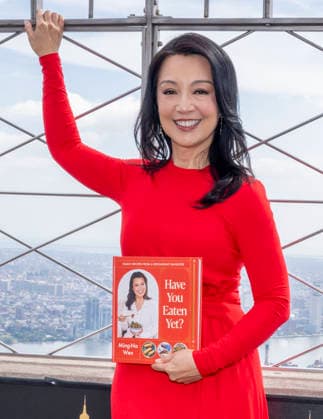 September 30, 2026, New York, New York, USA: MING NA WEN visits the Empire State Building in New York to celebrate the release of her debut cookbook and memoir, Have You Eaten Yet? 30 September 2026 New York USA  - ZUMAa265 20260930_zep_a265_018 Copyright: xEricxAcquayex