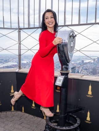 September 30, 2026, New York, New York, USA: MING NA WEN visits the Empire State Building in New York to celebrate the release of her debut cookbook and memoir, Have You Eaten Yet? 30 September 2026 New York USA  - ZUMAa265 20260930_zep_a265_026 Copyright: xEricxAcquayex