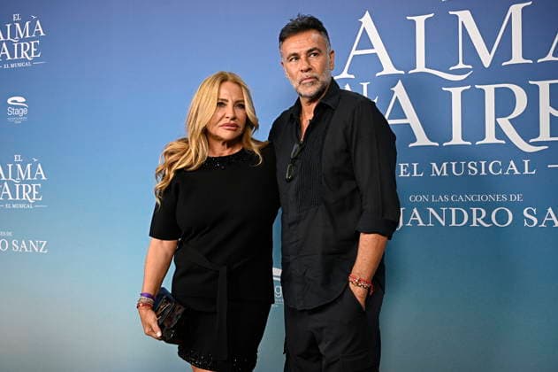 Premiere of the musical El alma al aire featuring the songs of Alejandro Sanz Cristina Tarrega and Mami Quevedo during the premiere of the musical El alma al aire at the Ocaso Coliseum Theater on September 30, 2026, in Madrid, Spain. This new musical, inspired by the songs of Alejandro Sanz, transforms some of the most iconic tracks of his career into the driving force behind a moving, relatable, and deeply human. A theatrical journey that speaks of freedom, the bonds that sustain us, and the courage needed to pursue what truly matters. MUSICAL PHOTOCALL Madrid, Spain Copyright: xFranciscoxGuerrax 7811543