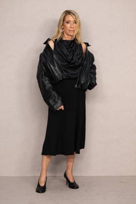 PFW Acne Studios - Photocall LZ Kim Gordon attends the Acne Studios Womenswear Spring Summer 2027 show as part of Paris Fashion Week on September 30, 2026 in Paris, France. Photo by Laurent Zabulon ABACAPRESS.COM  Copyright: xZabulonxLaurent ABACAx