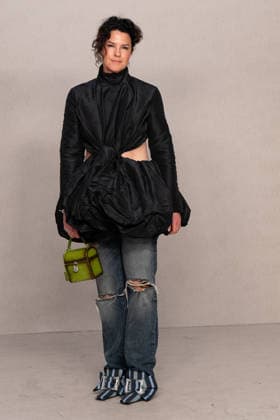 PFW Acne Studios - Photocall LZ Teresa Johansson attends the Acne Studios Womenswear Spring Summer 2027 show as part of Paris Fashion Week on September 30, 2026 in Paris, France. Photo by Laurent Zabulon ABACAPRESS.COM  Copyright: xZabulonxLaurent ABACAx