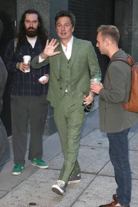 September 30, 2026, New York, New York, USA: ZACH BRAFF arrives at ABC studios in Tribeca, New York City for Ã¢â‚¬ËœGood Morning AmericaÃ¢ New York USA  - ZUMAh16_ 20260930_zaf_h16_025 Copyright: xDanxHerrickx