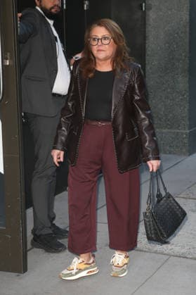 September 30, 2026, New York, New York, USA: RACHEL RAY arrives at ABC studios in Tribeca, New York City for Ã¢â‚¬ËœGood Morning AmericaÃ¢ New York USA  - ZUMAh16_ 20260930_zaf_h16_035 Copyright: xDanxHerrickx
