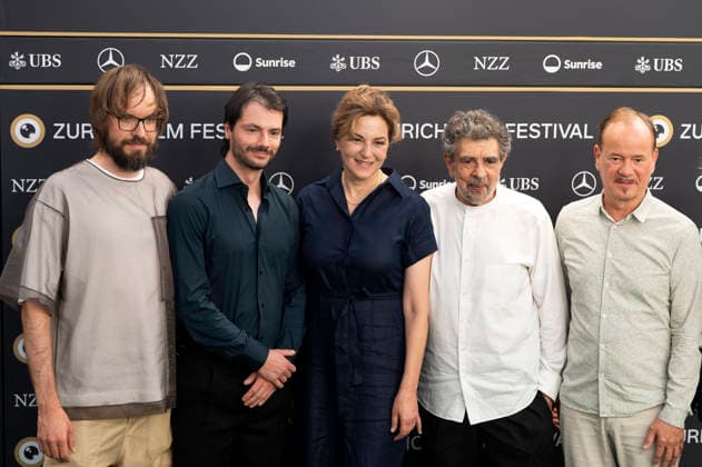 Michael Künstle, Matteo Pagamici, Martina Gedeck, Gabriel Yared, and Frank Strobel at a photo call with the jury of the 14th International Film Music Competition at the 22nd Zurich Film Festival on Corso Zürich, September 30, 2026 Foto:xA.xRaemyx xFuturexImagex ifmw_6902