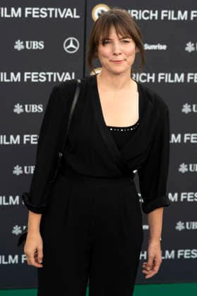 Helena Hufnagel at the premiere of the film *Lieblingsmenschen: The Extraordinary Friendship of Agnes and Amir* at the 22nd Zurich Film Festival at Arthouse Le Paris in Zurich, September 30, 2026 Foto:xA.xRaemyx xFuturexImagex lieblingsmenschen_6913