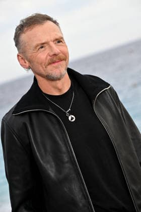 Simon Pegg at the photocall for the film *Only What We Carry*, directed by J. Adams, during the 8th edition of the Cinéroman Festival in Nice on September 30, 2026. Bruno Bebert, Dominique Jacovides, Bestimage. Photocall for the film *Only What We Carry*, directed by J. Adams, at the 8th edition of the Cinéroman Festival in Nice on September 30, 2026 NICE France  Copyright: xDominiquexJacovidesx-xBrunoxBebertx xBestimagexDominiquexJacovidesx-xBrunoxBebertx xBestimagex