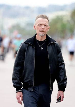 Simon Pegg at a photocall for the film *Only What We Carry*, directed by J. Adams, during the 8th edition of the Cinéroman Festival in Nice on September 30, 2026. Bruno Bebert, Dominique Jacovides, Bestimage. Photocall for the film *Only What We Carry*, directed by J. Adams, at the 8th edition of the Cinéroman Festival in Nice on September 30, 2026  Copyright: xDominiquexJacovidesx-xBrunoxBebertx xBestimagexDominiquexJacovidesx-xBrunoxBebertx xBestimagex