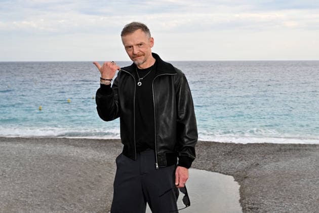 Simon Pegg at a photocall for the film *Only What We Carry*, directed by J. Adams, during the 8th edition of the Cinéroman Festival in Nice on September 30, 2026. Bruno Bebert, Dominique Jacovides, Bestimage. Photocall for the film *Only What We Carry*, directed by J. Adams, at the 8th edition of the Cinéroman Festival in Nice on September 30, 2026 NICE France  Copyright: xDominiquexJacovidesx-xBrunoxBebertx xBestimagexDominiquexJacovidesx-xBrunoxBebertx xBestimagex