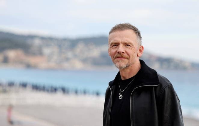 Simon Pegg at a photocall for the film *Only What We Carry*, directed by J Adams, during the 8th edition of the Cinéroman Festival in Nice on September 30, 2026. Bruno Bebert, Dominique Jacovides, Bestimage. Photocall for the film *Only What We Carry*, directed by J Adams, at the 8th edition of the Cinéroman Festival in Nice on September 30, 2026  Copyright: xDominiquexJacovidesx-xBrunoxBebertx xBestimagexDominiquexJacovidesx-xBrunoxBebertx xBestimagex