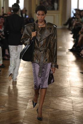 PFW - Balmain Runway A model walks the runway during the Balmain Womenswear Spring Summer 2027 show as part of Paris Fashion Week on September 30, 2026 in Paris, France. Photo by Alain-Gil Gonzalez ABACAPRESS.COM Paris France  Copyright: xGonzalezxAlain-Gil ABACAx