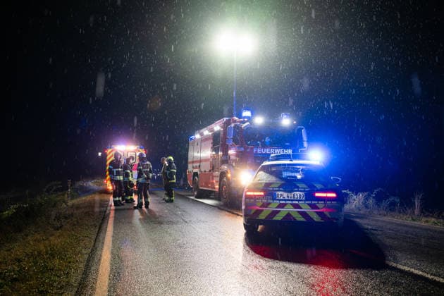 Wildlife crossing causes rear-end collision, one person injured On October 1, 2026, at approximately 6:30 a.m., a rear-end collision occurred on the L236 between Winde