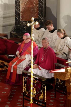 Georg Bätzing and Michael Gerber at the Boniface Vespers during the fall plenary assembly of the German Bishops Conference at Fulda Cathedral, Fulda, September 30, 2026 Foto:xP.xBackx xFuturexImagex bonifatiusvesper_6908