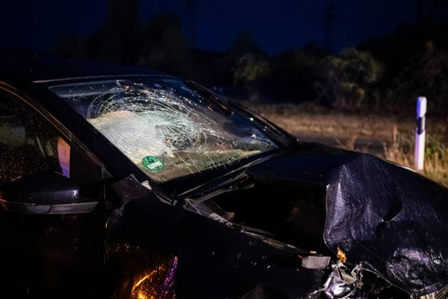 Wildlife crossing causes rear-end collision, one person injured On October 1, 2026, at approximately 6:30 a.m., a rear-end collision occurred on the L236 between Winde