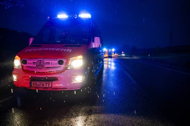 Wildlife crossing causes rear-end collision, one person injured On October 1, 2026, at approximately 6:30 a.m., a rear-end collision occurred on the L236 between Winde
