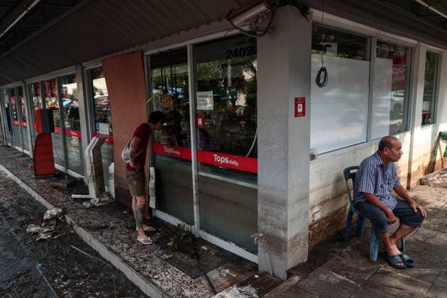 October 1, 2026, Bangkok, Bangkok, Thailand: Floodwaters inside the Klong Chan flats return to normal levels after 48 hours of heavy rain caused sudden flash flooding for over a week, submerging numerous vehicles, in Bangkok, Thailand, October 1, 2026. Bangkok Thailand  - ZUMAp219 20261001_zip_p219_004 Copyright: xNattaphonxPhanphongsanonx