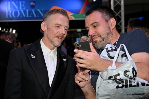 Simon Pegg and Liam Hellmann Red carpet at the third night of the Cinéroman Festival at Pathé Gare du Sud in Nice on September 30, 2026 Bruno Bebert Dominique Jacovides Bestimage Red carpet at the third night of the Cinéroman Festival at Pathé Gare du Sud in Nice on September 30, 2026, Nice, France  Copyright: xDominiquexJacovidesx-xBrunoxBebertx xBestimagexDominiquexJacovidesx-xBrunoxBebertx xBestimagex