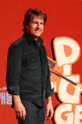 Hollywood star Tom Cruise in Seoul Hollywood star Tom Cruise in Seoul Hollywood actor Tom Cruise poses for a photo during a press conference in Seoul on Oct. 1, 2026, to promote the film Digger, which will hit local screens in South Korea on Oct. 3. (Yonhap) 2026-10-01 15:53:21 <Copyright ¨Ï 1980-2026 YONHAPNEWS AGENCY. .> ¼­¿ïÆ¯º°½Ã EDITORIAL USE ONLY  Copyright: xx star ???x yonphotos257258