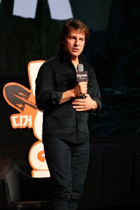 Hollywood star Tom Cruise in Seoul Hollywood star Tom Cruise in Seoul Hollywood actor Tom Cruise speaks during a press conference in Seoul on Oct. 1, 2026, to promote the film Digger, which will hit local screens in South Korea on Oct. 3. (Yonhap) 2026-10-01 16:07:43 <Copyright ¨Ï 1980-2026 YONHAPNEWS AGENCY. .> ¼­¿ïÆ¯º°½Ã EDITORIAL USE ONLY  Copyright: xx star ???x yonphotos257272