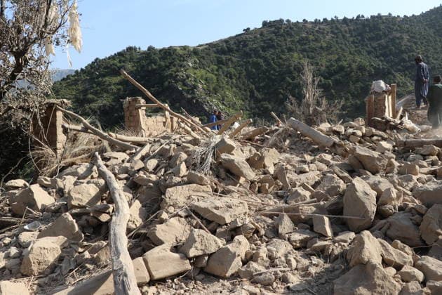 (261001) -- KUNAR, Oct. 1, 2026 -- This photo taken on Oct. 1, 2026 shows damaged houses after an airstrike in a village in Kunar province, Afghanistan. Afghan government spokesperson Zabihullah Mujahid said on Thursday that Pakistani airstrikes hit the eastern Afghan province of Kunar early in the day, killing nine people and injuring 11 others, while three houses were also damaged. (Photo by Xinhua) AFGHANISTAN-KUNAR-PAKISTANI AIRSTRIKES QazafixMal 