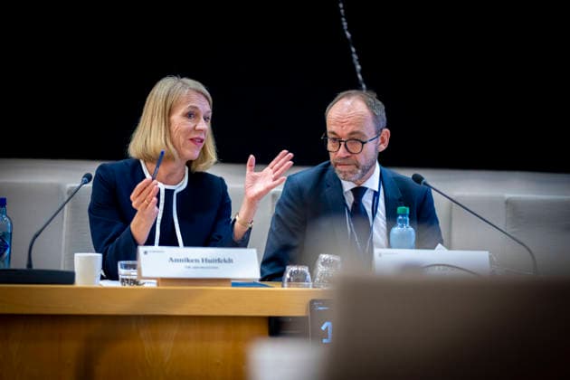 Epstein Hearing Begins in the Storting, Oslo, October 1, 2026 Former Foreign Minister Anniken Huitfeldt (AP) and Foreign Affairs Advisor Torgeir Larsen at the Storting’s Control and Constitutional Committee’s open hearing on practices at the Ministry of Foreign Affairs and Jeffrey Epstein’s network in Norway Photo: Heiko Junge, NTB, Oslo, Norway atdMTKaO7 Y EDITORIAL USE ONLY R  Copyright: xHeikoxJungex xNTBx