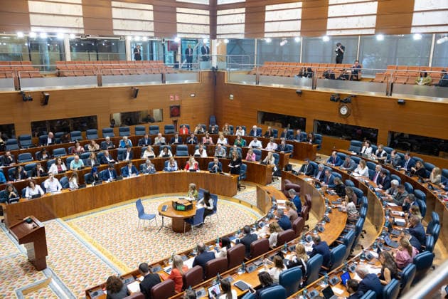 Housing Dominates This Thursday’s Plenary Session in the Assembly, Marked by Maricarmen, the Protest Camp, and the Royal Decrees Plenary Session in the Madrid Assembly, October 1, 2026, in Madrid, Spain Housing dominates this Thursday’s plenary session, October 1, at the Madrid Assembly, marked by the eviction last week of 87-year-old Maricarmen, which has led to social unrest, including a protest camp at Puerta del Sol that has caused a new clash between the Government Delegation, City Hall, and the Regional Government, in addition to the push for two royal decrees, the ratification of which Congress will vote on Friday, October 1, 2026. Jesús Hellí, Madrid, Spain Copyright: xJesusxHellinx 7811921