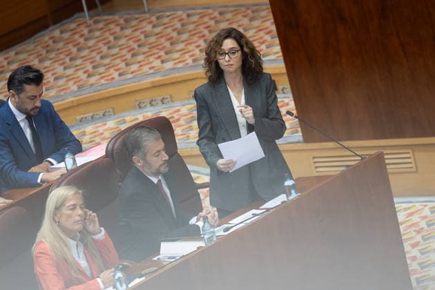 Housing Dominates This Thursday’s Plenary Session in the Assembly, Marked by Maricarmen, the protest camp, and the royal decrees. Rocío Albert, Regional Minister of Economy, Finance, and Employment for the Community of Madrid (1st row, 3rd from right), and Miguel Ángel García Martín, Regional Minister of the Presidency, Justice, and Local Administration for the Community of Madrid (1st row, 2nd from right), and the President of the Community of Madrid, Isabel Díaz Ayuso (1st row, right), during a plenary session of the Madrid Assembly on October 1, 2026, in Madrid, Spain. Housing dominates this Thursday’s plenary session, October 1, in the Madrid Assembly—a session marked by the eviction last week of 87-year-old Maricarmen, which has led t Copyright: xJesusxHellinx 7811957