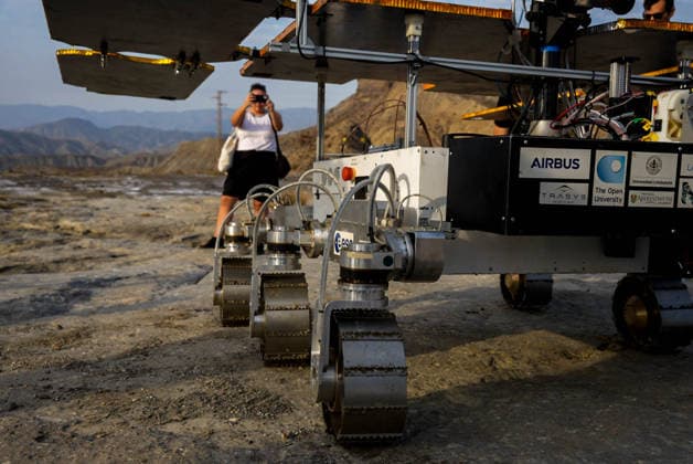 ESA Tests the Charlie Mars Rover from the ExoMars Rosalind Franklin Mission in Tabernas Images of the Charlie Mars rover in the Tabernas Desert October 1, 2026, in Tabernas, Almería, Andalusia, Spain The European Space Agency (ESA) is conducting field tests of the Charlie Mars rover in Tabernas, Almería, with the goal of testing technologies and operations that will be relevant to the ExoMars Rosalind Franklin mission, designed to explore the surface of Mars October 1, 2026 Marian Leó Almería, Andalusia Almería, Andalusia Spain Copyright: xMarianxLeonx 7812224