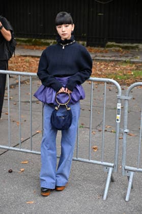 PFW Chloe Outside Arrivals JR Guest arriving at the Chloe show during Paris Fashion Week, in Paris, France on 1 October 2026. Photo by Julien Reynaud APS-Medias ABACAPRESS.COM Paris France  Copyright: xReynaudxJulien APS-Medias ABACAx