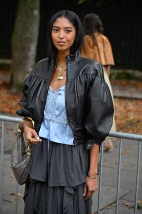 PFW Chloe Outside Arrivals JR Natalia Bryant arriving at the Chloe show during Paris Fashion Week, in Paris, France on 1 October 2026. Photo by Julien Reynaud APS-Medias ABACAPRESS.COM Paris France  Copyright: xReynaudxJulien APS-Medias ABACAx