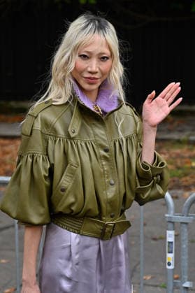 PFW Chloe Outside Arrivals JR Soo Joo Park arriving at the Chloe show during Paris Fashion Week, in Paris, France on 1 October 2026. Photo by Julien Reynaud APS-Medias ABACAPRESS.COM Paris France  Copyright: xReynaudxJulien APS-Medias ABACAx