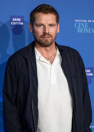 8th Cineroman Festival - Day 3 - Nice Pierre Deladonchamps attends the red carpet for Olivier Ducray s film L homme qui s envola at the Cineroman festival, dedicated exclusively to films adapted from literary work, in Pathe Gare du Sud in Nice, France, on September 30, 2026. Photo by Laurent Coust ABACAPRESS.COM Nice France  Copyright: xCoustxLaurent ABACAx