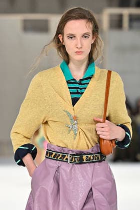Dries Van Noten Women s Ready-to-Wear Spring Summer 2027 Collection Fashion Show during Paris Fashion Week, September 30, 2026 Dries Van Noten Women s Ready-to-Wear Spring Summer 2027 Collection Fashion Show, during Paris Fashion Week, September 30, 2026, Paris, France  Copyright: xAgencex xBestimagexAgencex xBestimagex