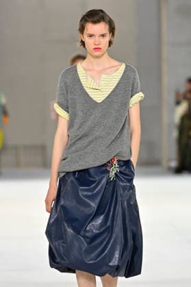 Dries Van Noten Women s Ready-to-Wear Spring Summer 2027 Collection Fashion Show during Paris Fashion Week, September 30, 2026 Dries Van Noten Women s Ready-to-Wear Spring Summer 2027 Collection Fashion Show, during Paris Fashion Week, September 30, 2026, Paris, France  Copyright: xAgencex xBestimagexAgencex xBestimagex