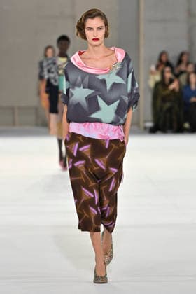 Dries Van Noten Women s Ready-to-Wear Spring Summer 2027 Collection Fashion Show during Paris Fashion Week, September 30, 2026 Dries Van Noten Women s Ready-to-Wear Spring Summer 2027 Collection Fashion Show, during Paris Fashion Week, September 30, 2026, Paris, France  Copyright: xAgencex xBestimagexAgencex xBestimagex