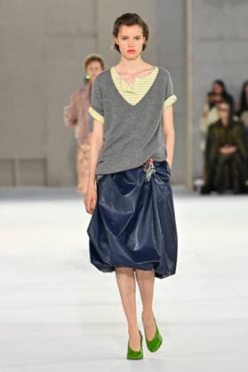 Dries Van Noten Women s Ready-to-Wear Spring Summer 2027 Collection Fashion Show during Paris Fashion Week, September 30, 2026 Dries Van Noten Women’s Ready-to-Wear Spring Summer 2027 Collection Fashion Show, during Paris Fashion Week, September 30, 2026, Paris, France  Copyright: xAgencex xBestimagexAgencex xBestimagex