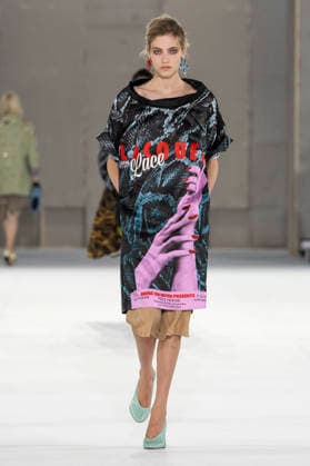 Dries Van Noten Women s Ready-to-Wear Spring Summer 2027 Collection Fashion Show during Paris Fashion Week, September 30, 2026 Dries Van Noten Women’s Ready-to-Wear Spring Summer 2027 Collection Fashion Show, during Paris Fashion Week, September 30, 2026, Paris, France  Copyright: xAgencex xBestimagexAgencex xBestimagex