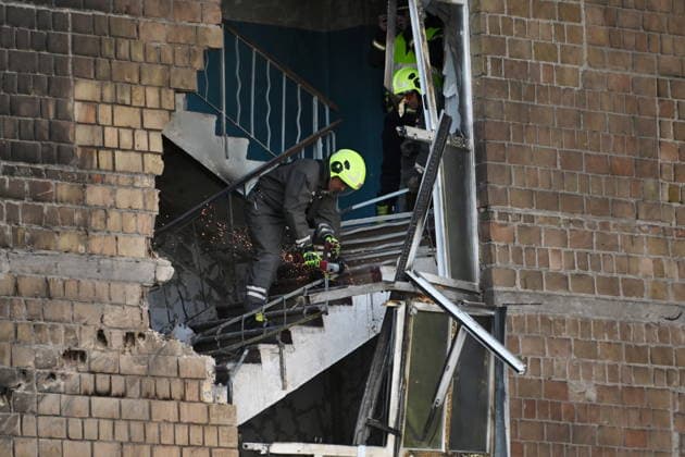 Aftermath Of A Russian Jet Drone Attack On A School In Kyiv Rescuers work at a damaged school hit by a Russian jet-drone strike in Kyiv, on October 1, 2026. Kyiv Ukraine  Copyright: xOleksandrxGusevx originalFilename: gusev-aftermat261001_nplaf.jpg