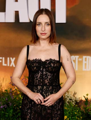 Zoe Lister-Jones arrives on the red carpet at the Netflix East Of Eden New York premiere at The Plaza Hotel on Wednesday, September 30, 2026 in New York City.  NYP20260930420 JOHNxANGELILLO