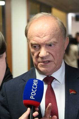 Moscow. The first session of the ninth State Duma of the Russian Federation. Communist Party leader Gennady Zyuganov before the session. KomsomolskayaxPravda