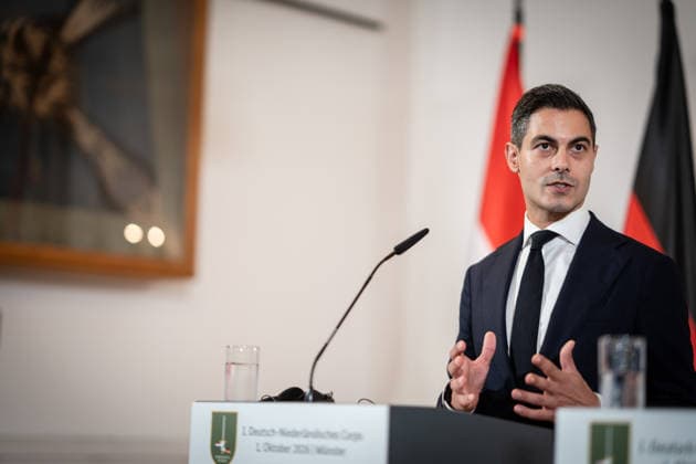 Rob Jetten, Prime Minister of the Netherlands, during the closing remarks at a meeting between the German Chancellor, the Prime Minister of the Netherlands, and the NATO Secretary General at the 1st German-Dutch Corps in Münster, Münster, North Rhine-Westphalia, Germany German-Dutch Corps