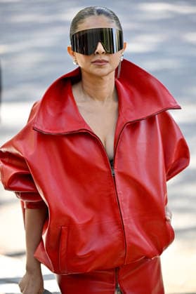 PFW Balenciaga Outside Arrivals JR Guest arriving at the Balenciaga show during Paris Fashion Week, in Paris, France on 1 October 2026. Photo by Julien Reynaud APS-Medias ABACAPRESS.COM Paris France  Copyright: xReynaudxJulien APS-Medias ABACAx