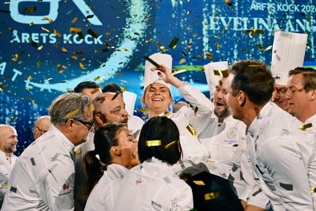STOCKHOLM, SWEDEN 20261001 Evelina Änggren wins Chef of the Year and is honored during the 2026 Chef of the Year finals at Annexet in Stockholm STOCKHOLM SWEDEN x10040x Copyright: xAndersxWiklund TTx ARETS KOCK 2026 YwuLWWRyjig