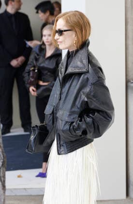 Isabelle Huppert arrives at the Balenciaga Spring Summer 2027 Women’s Ready-to-Wear fashion show during Paris Fashion Week (PFW) at the Tennis Club de Paris, France, on October 1, 2026. Christophe Aubert Bestimage. Arrivals at the Balenciaga fashion show as part of Paris RTW Spring Summer 2027 Fashion Week, held at the Tennis Club de Paris on October 1, 2026, in Paris, France. Paris, France  Copyright: xChristophexAubertx xBestimagexChristophexAubertx xBestimagex