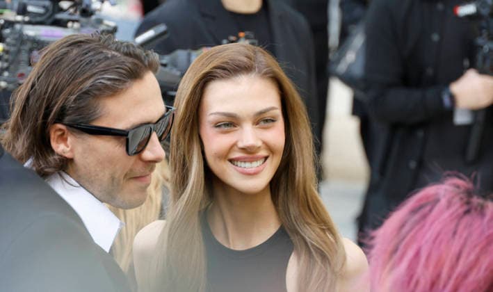 Brooklyn Beckham and his wife Nicola Peltz arrive at the Balenciaga Spring Summer 2027 Women’s Ready-to-Wear fashion show during Paris Fashion Week (PFW) at the Tennis Club de Paris, France, on October 1, 2026. Christophe Aubert, Bestimage. Arrivals at the Balenciaga fashion show as part of Paris RTW Spring Summer 2027 Fashion Week held at the Tennis Club de Paris on October 1, 2026, in Paris, France. Paris, France  Copyright: xChristophexAubertx xBestimagexChristophexAubertx xBestimagex